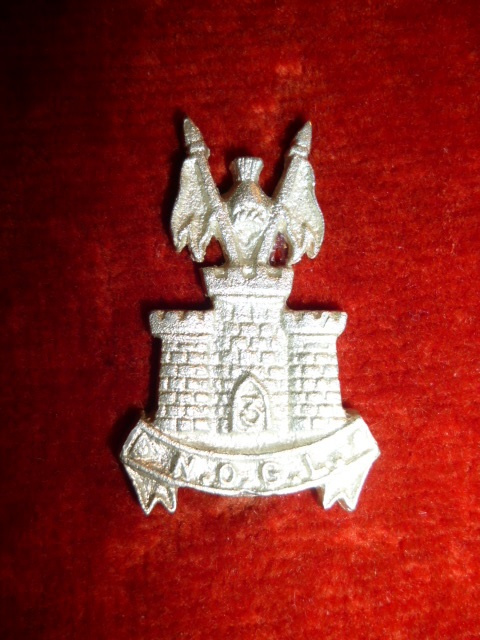 3rd Nizam's Own Golconda Lancers Regiment Small Cap Badge, Indian silver or white metal.  